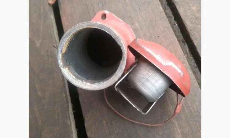 Горловина заливная с сапуном ЮМЗ - фото № 3