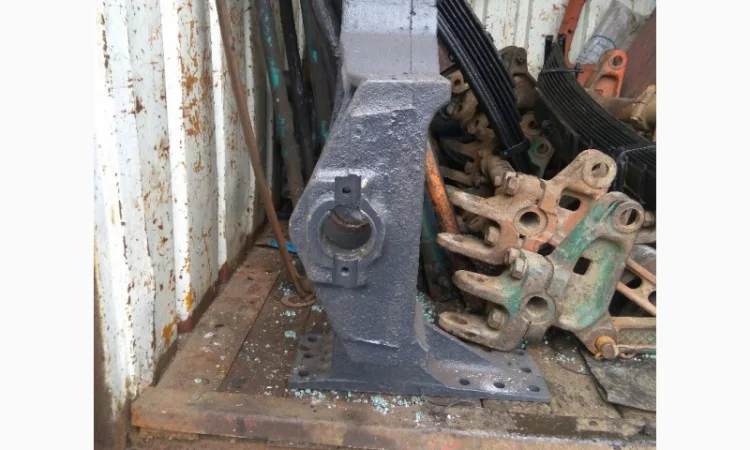 Опора шарнира передняя Т-150 (151.30.024) - фото № 1