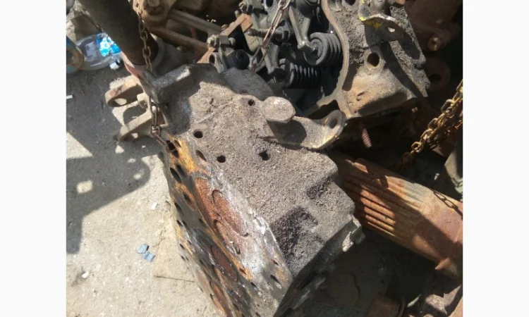 Головка блока ЯМЗ-240 - фото № 2