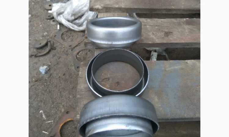 Пыльник катка каретки Т-150, ДТ-75 - фото № 1