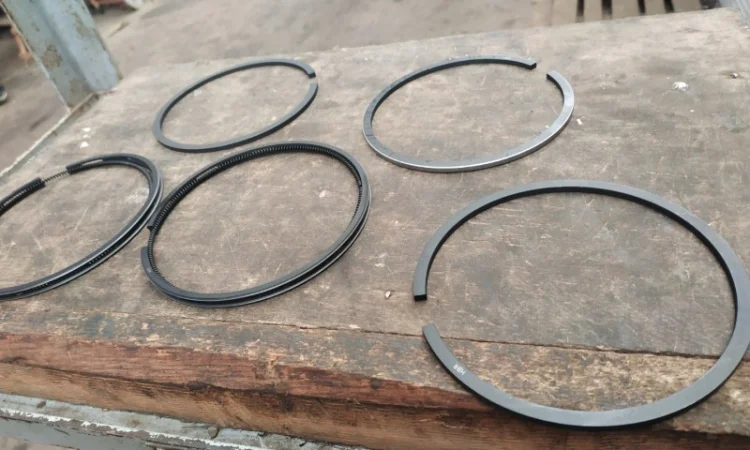 Кольца маслосъёмные ЮМЗ (Чехословакия) - фото № 3