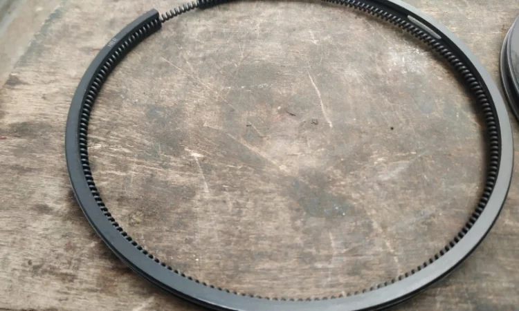 Кольца маслосъёмные ЮМЗ (Чехословакия) - фото № 6