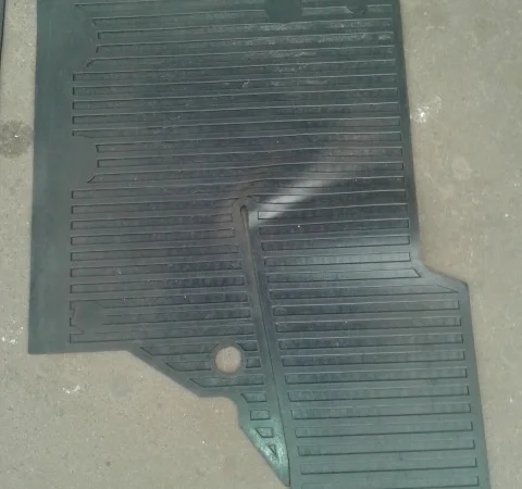 Полик кабины МТЗ (большая кабина) - фото № 3