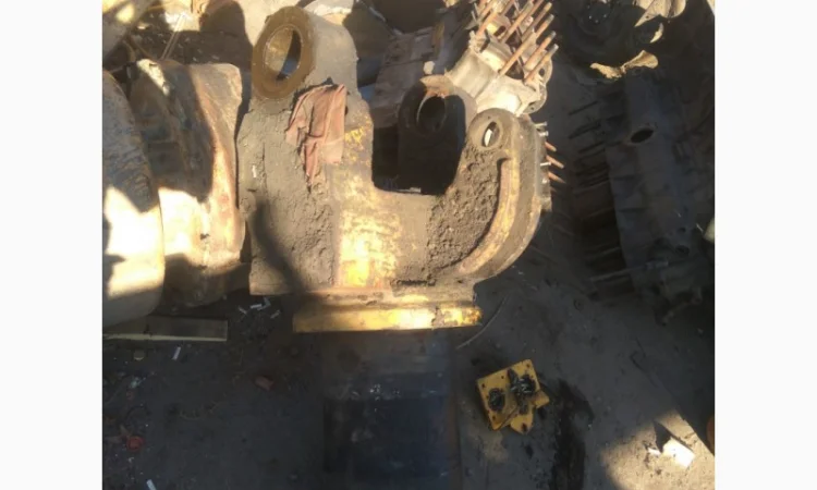 Труба шарнира 700А.28.00.020 в сборе - фото № 1