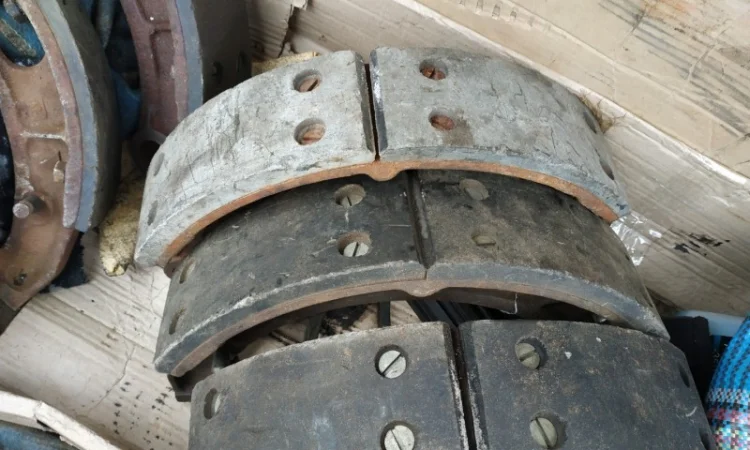 Тормозная колодка Т-150, ХТЗ (Завод) - фото № 1