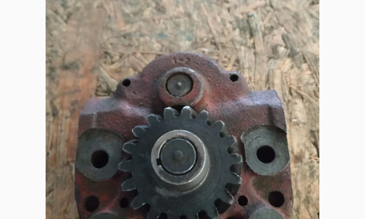 Масленный насос Т-40 (СССР), новый - фото № 3