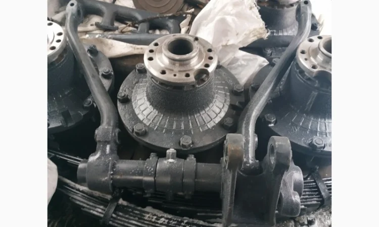 Верхний вал навески Т-150 (в сборе) - фото № 1