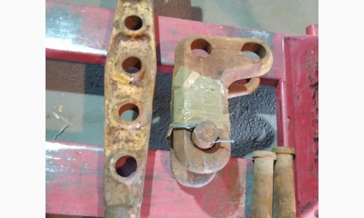 Скоба прицепная, упряжная К-700 - фото № 3