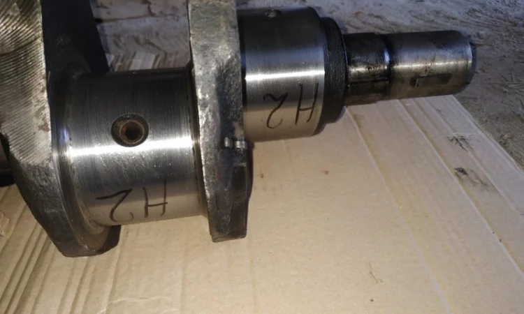 Коленвал ЮМЗ, Д-65 СССР - фото № 3