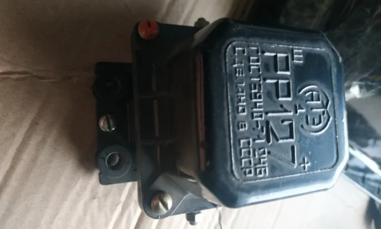 Реле-регулятор РР-127, 24в автомобилей КрАЗ-255Б и КрАЗ-255В - фото № 3