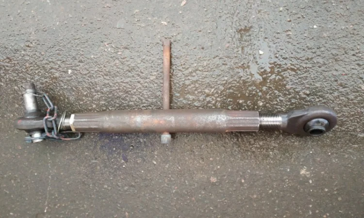 Центральный винт МТЗ, ЮМЗ, Т-150 (СССР) - фото № 2