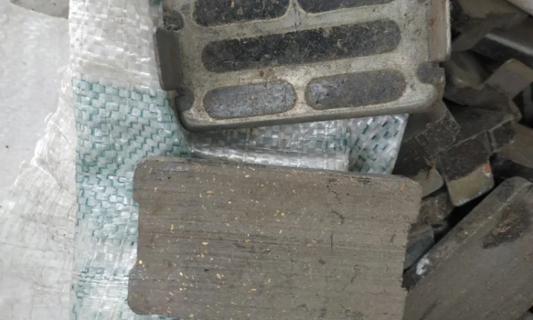 Накладка тормозной ленты ДТ-75 (СССР) - фото № 2