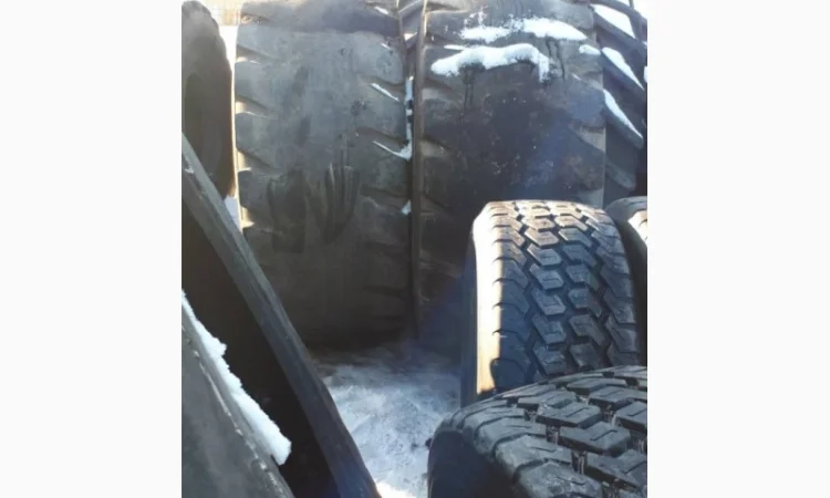Б/у шина Lassa 26.5-25 для самосвала - фото № 2