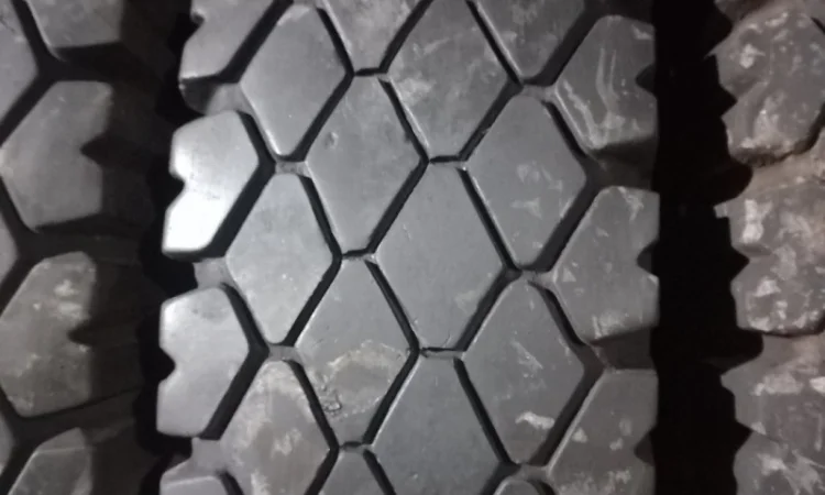 Бу шина 280-508 (10.00-20) ромб на камаз, Зил (Кама, Белшина, Росава) - фото № 5