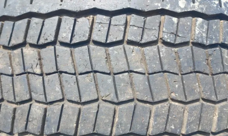 Б-у резина 315/80/22, 5, 315/80р22.5, 315*80*22.5, 315х80х22.5, R22/5 Белшина - фото № 2