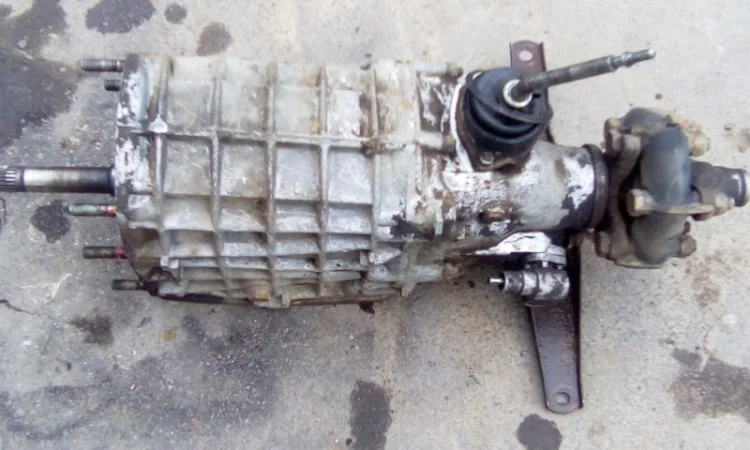 ПР. КПП на ВАЗ2106. 4х ступка - фото № 1