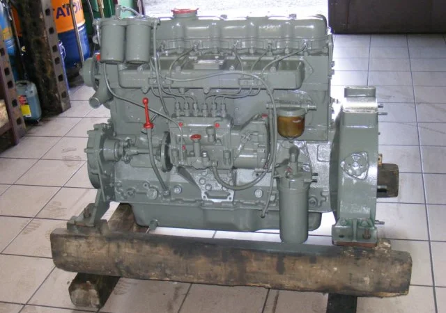 Купить дизельный двигатель Андория Sw-400 - фото № 1