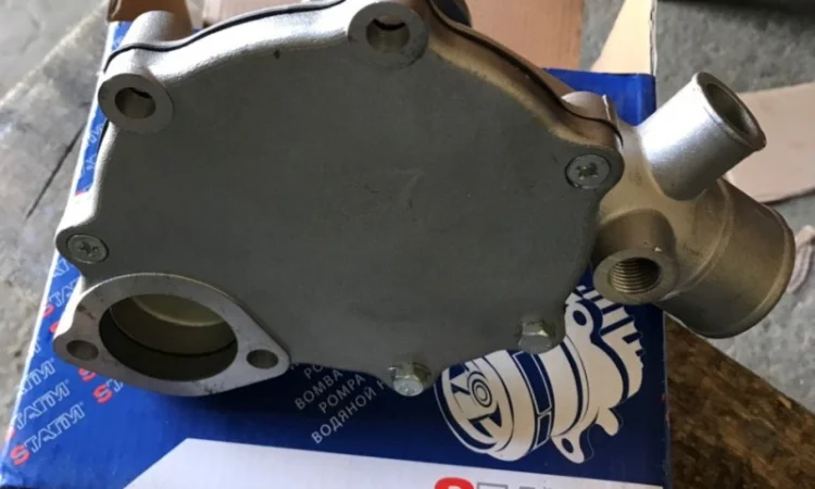 2.75.063 Водяной насос Помпа на двигатель Андория 4с90 / 4ст90 - фото № 1