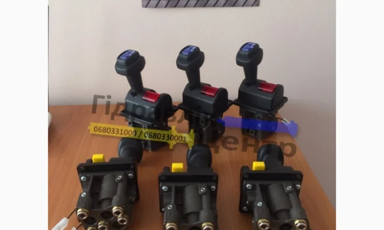 Пульт, Кран, джойстик, для управління гідравлікою. Для підйому кузова причепа - фото № 6