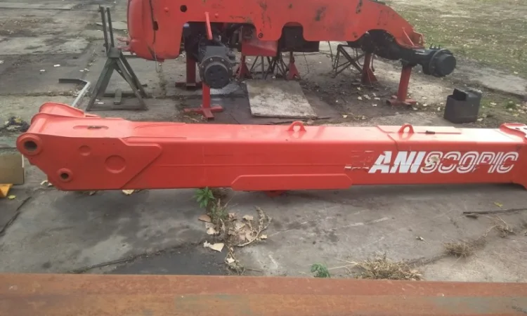 Стрела к телескопическим погрузчикам Manitou, б/у - фото № 2