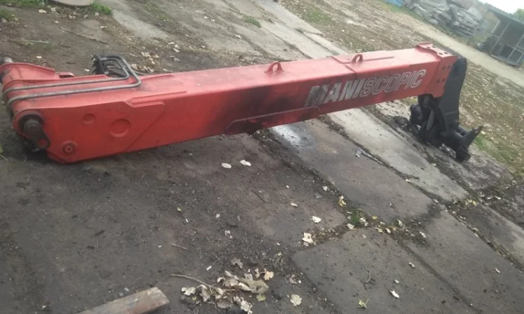 Стрела к телескопическим погрузчикам Manitou, б/у - фото № 4