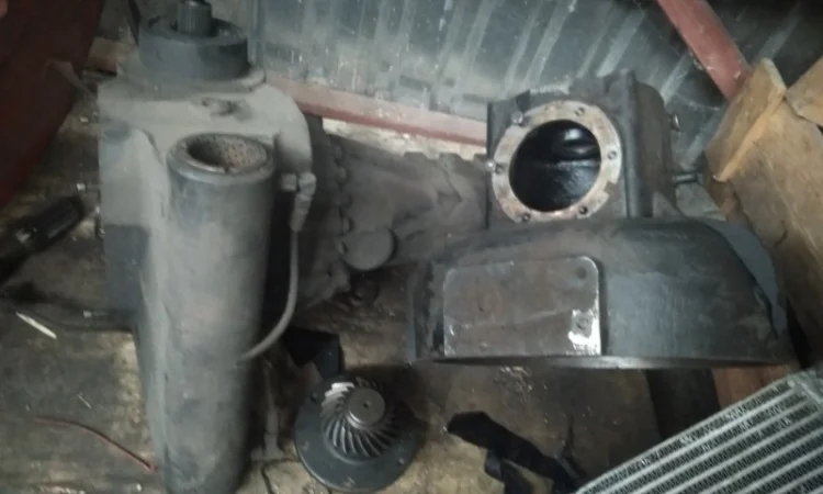 Угловой редуктор к телескопическим погрузчикам Manitou, б/у - фото № 4