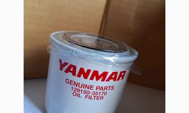Oригинальный фильтр масла YANMAR 129150-35170 - фото № 1