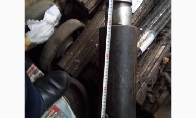 Цилиндр на спецтехнику - фото № 5