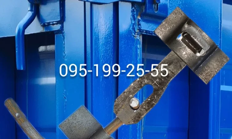 Замки борту 2ПТС-4, запчастини 2ПТС-4 - фото № 1