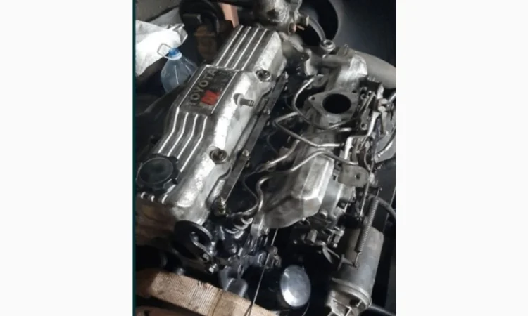 Дизельный двигатель к вилочным погрузчикам тоета Toyota 1DZ - фото № 2