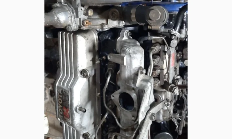 Дизельный двигатель к вилочным погрузчикам тоета Toyota 1DZ - фото № 3