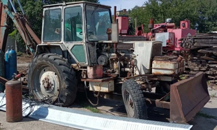 Экскаватор юмз разборка, запчасти - фото № 1