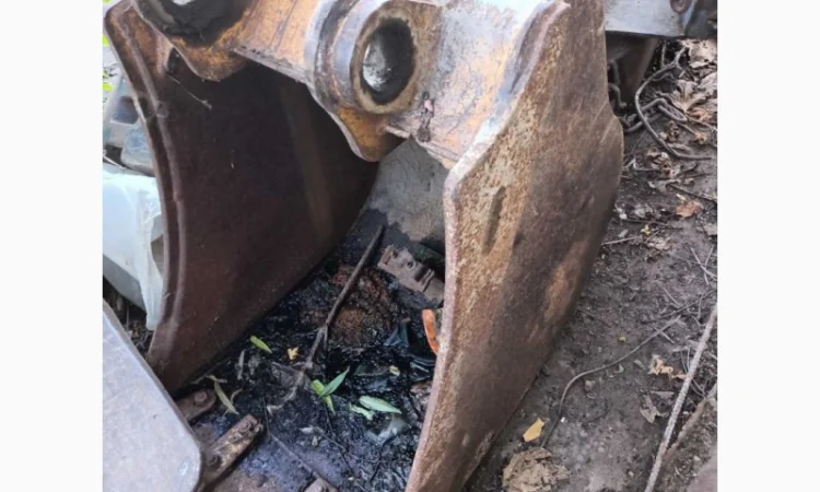 Малый ковш экскаватора юмз мтз - фото № 1