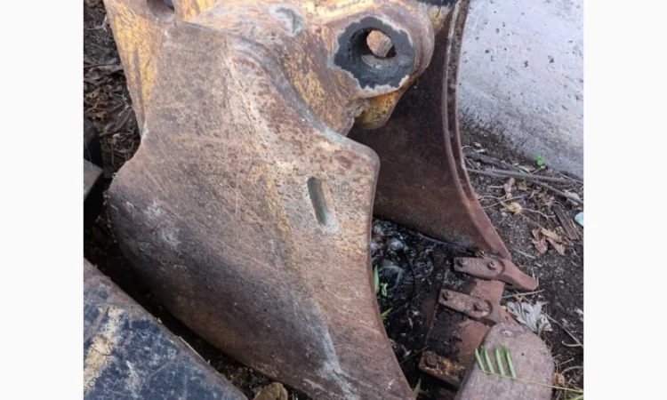 Малый ковш экскаватора юмз мтз - фото № 2