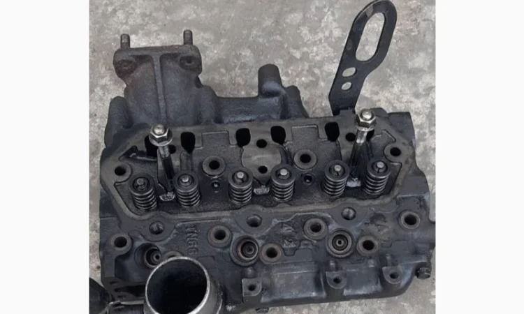 Головка блока двигателя Yanmar Tk3.66 - фото № 4