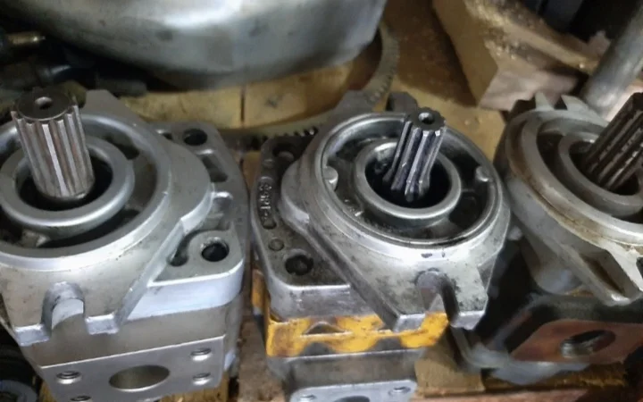 Насосы гидравлические к вилочным погрузчикам - фото № 1