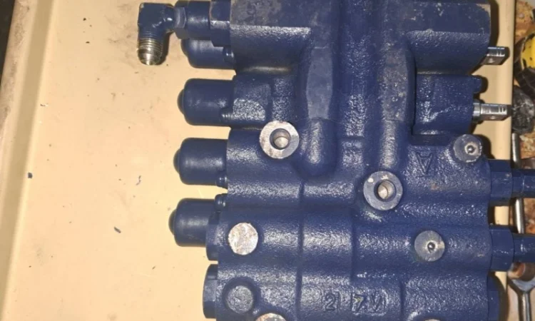 Гидрораспределители к вилочным погрузчикам тоета тсм - фото № 4