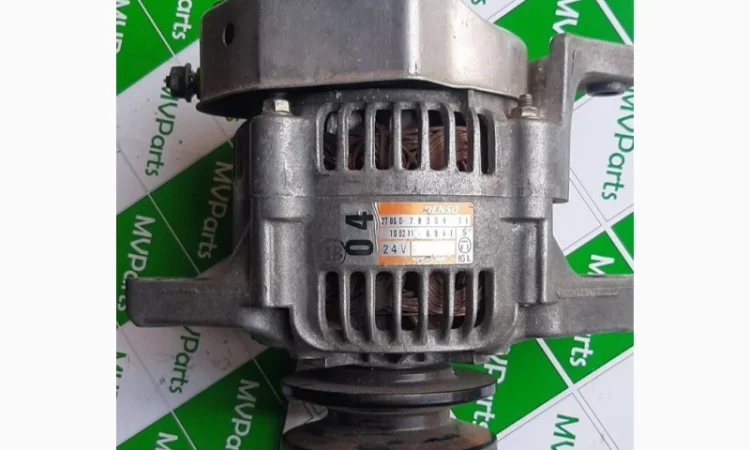 Генератор к вилочным погрузчикам тоета 24 вольт - фото № 1