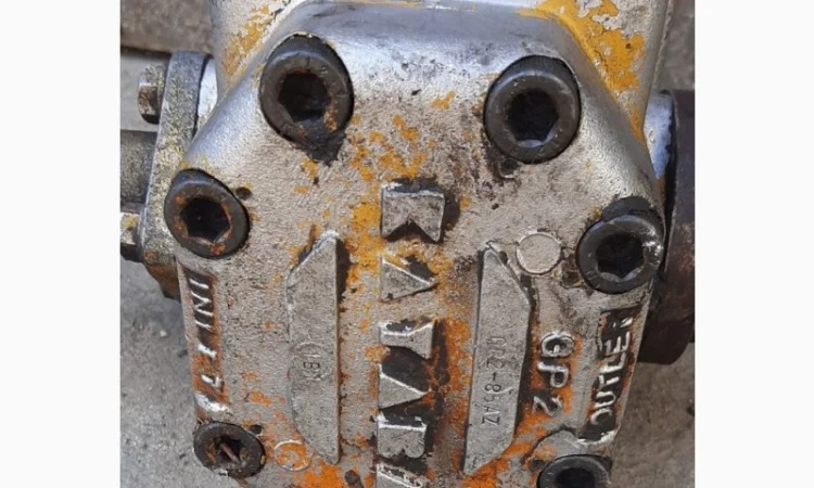 Насос гидравлический Kayaba к вилочным погрузчикам тоета тсм - фото № 2