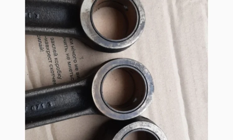 Шатуны дизельного двигателя перкинс Perkins 700 - фото № 5