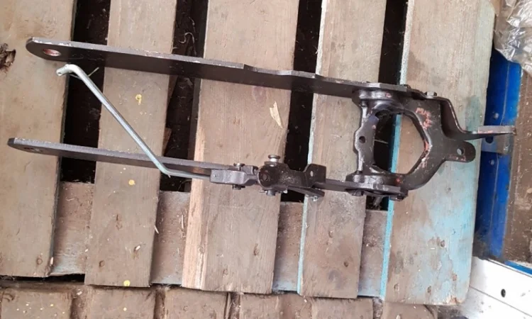 Механизм фиксации навески МТЗ - фото № 1