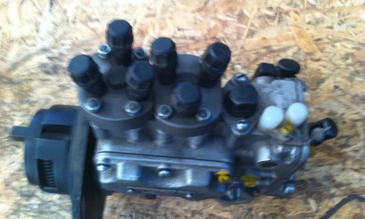 Топливный насос Т-150, СМД-60 - фото № 2