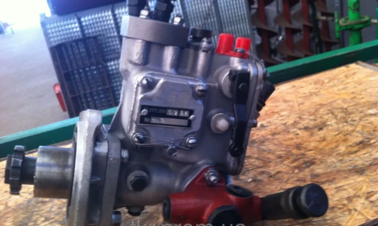 Топливный насос ТНВД Т-25, Т-16 - фото № 1