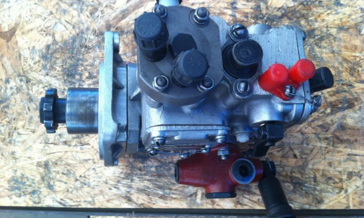 Топливный насос ТНВД Т-25, Т-16 - фото № 2