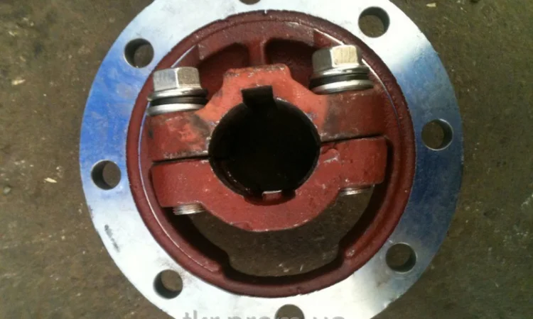 Ступица заднего колеса МТЗ-80 - фото № 1