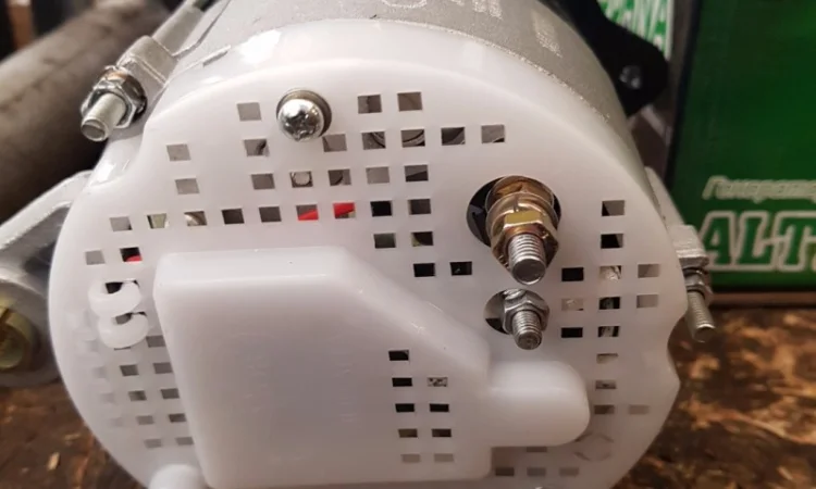 Генератор Д-240.243 МТЗ-80.82 - фото № 3