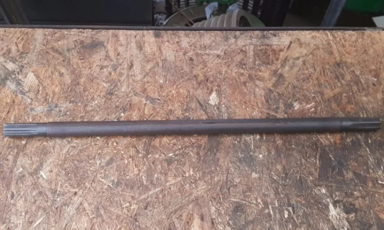 Вал привода насоса НМШ-25 Т-150К - фото № 1