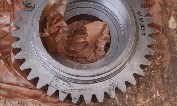 Шестерня КПП Т-150К Z 37/30 ведущая пр-во ХТЗ - фото № 1