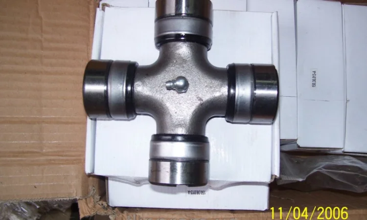Крестовина кардана Т-150 - фото № 1