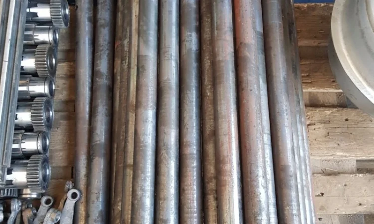 Ось навески верхняя Т-150 - фото № 1